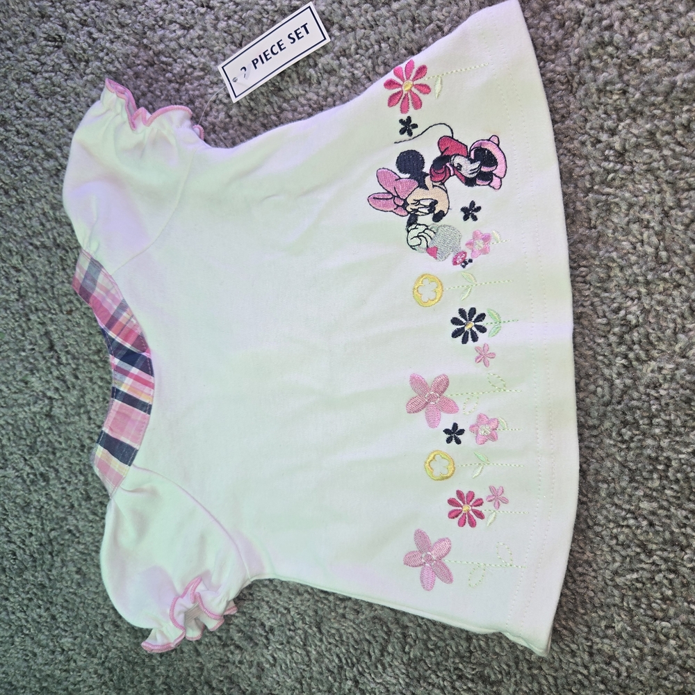 Disney Pink and White Minnie Mouse Short Sleeve Tee